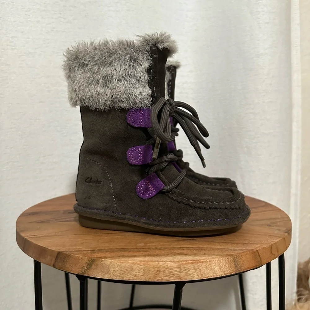 Clarks Girls Snugglewall Tall Suede Zip Lace Up Faux Fur Warm Winter Boots Sz 7